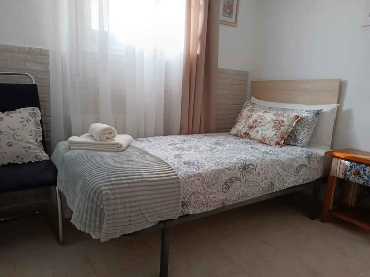 Quaint Ground Floor Apartment With Pool Lb1 Torrevieja Exterior foto